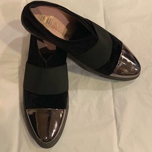 Esporre Reborn Black Velvet and iridescent Patent Toe Sneaker